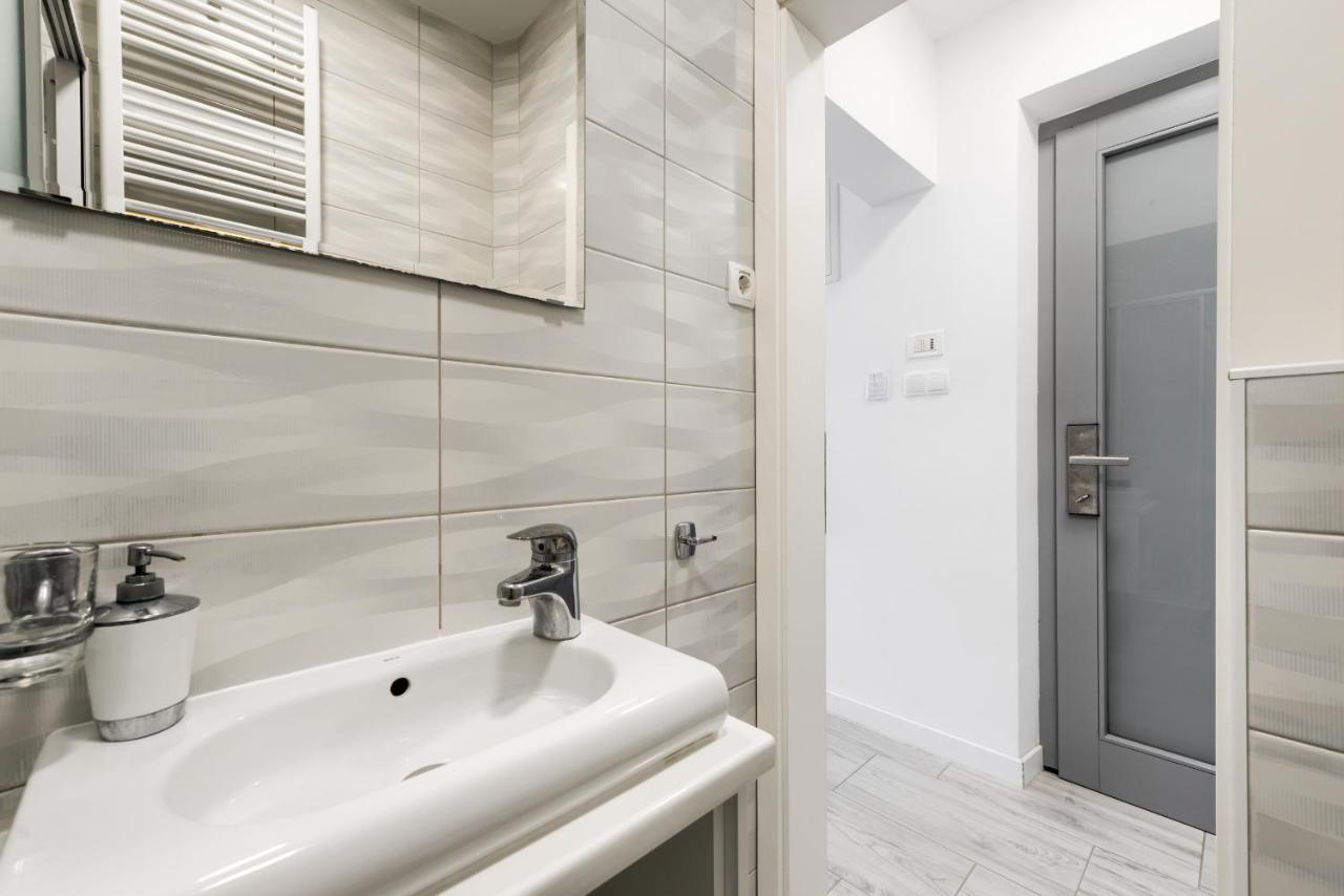 Apartments Villa Pina Vodice Exterior photo