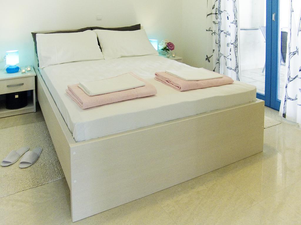 Apartments Villa Pina Vodice Room photo