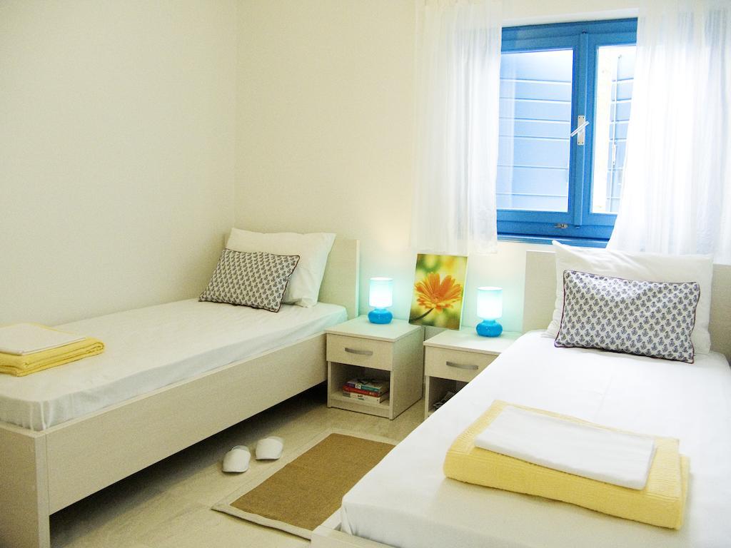 Apartments Villa Pina Vodice Room photo